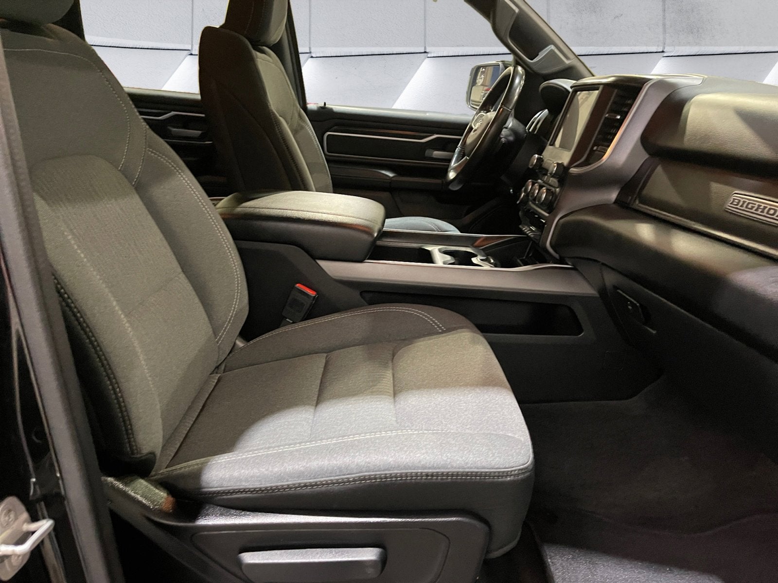 2022 RAM 1500 Big Horn Quad Cab 4x4 6'4" Box