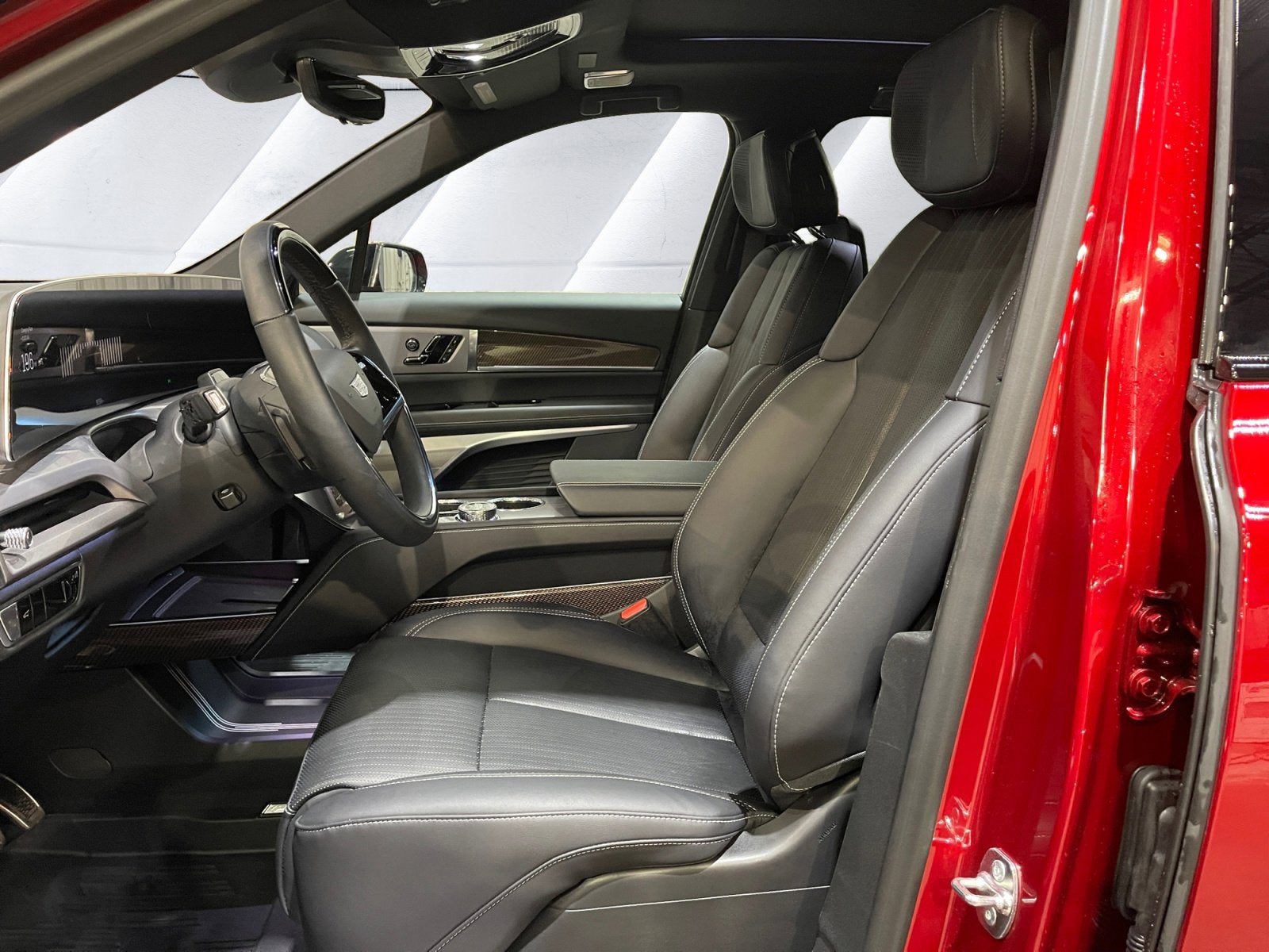 2026 Cadillac VISTIQ Sport