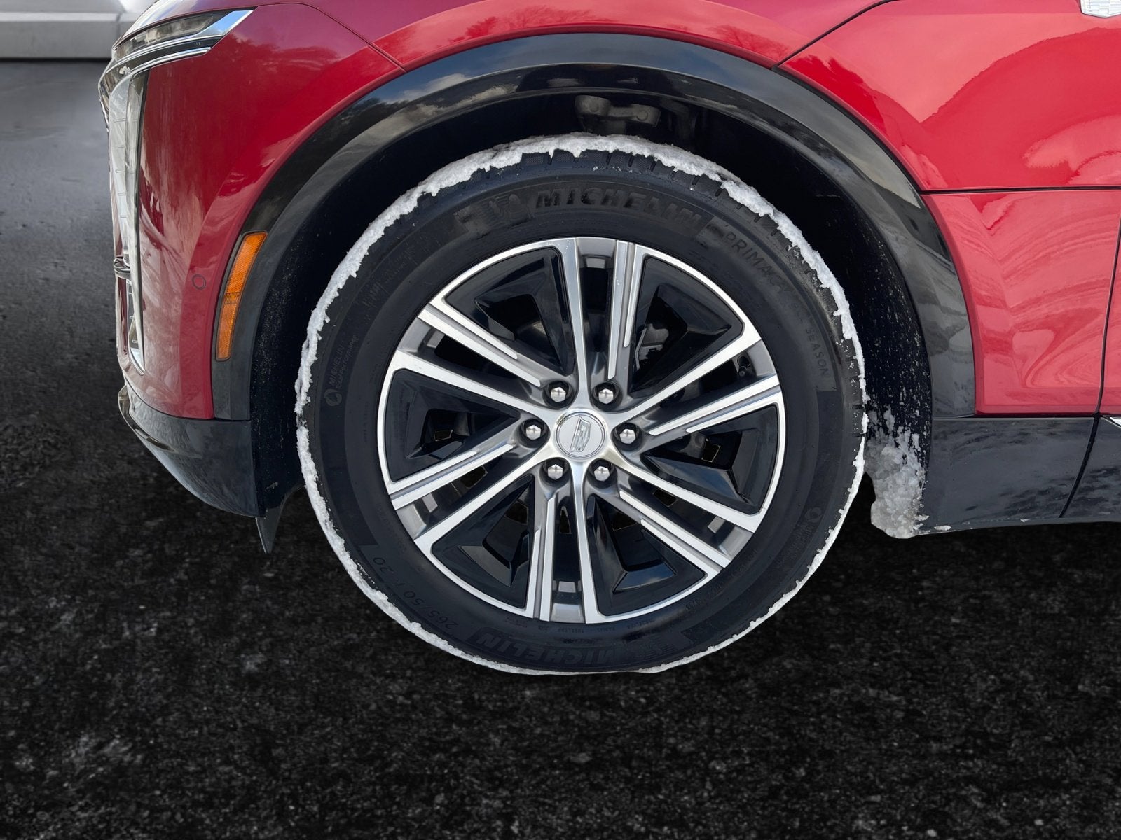 2024 Cadillac LYRIQ Luxury 2