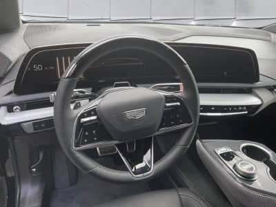 2025 Cadillac OPTIQ Luxury 1