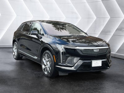 2025 Cadillac OPTIQ Luxury 1