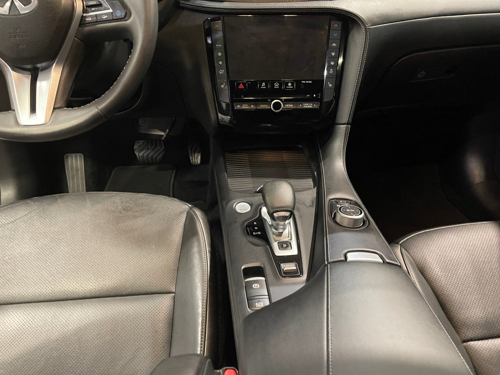 2022 INFINITI QX50 LUXE