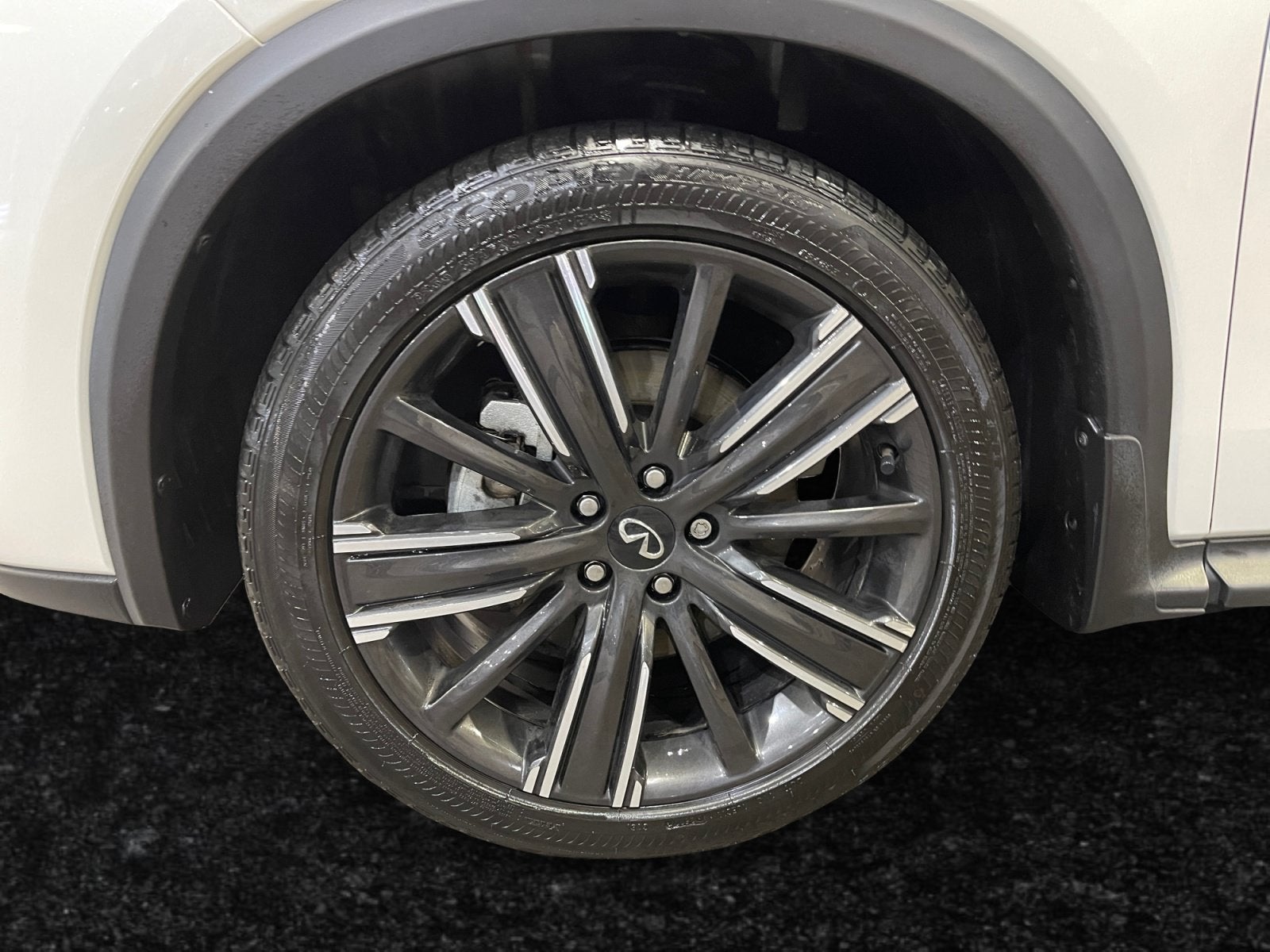 2022 INFINITI QX50 LUXE