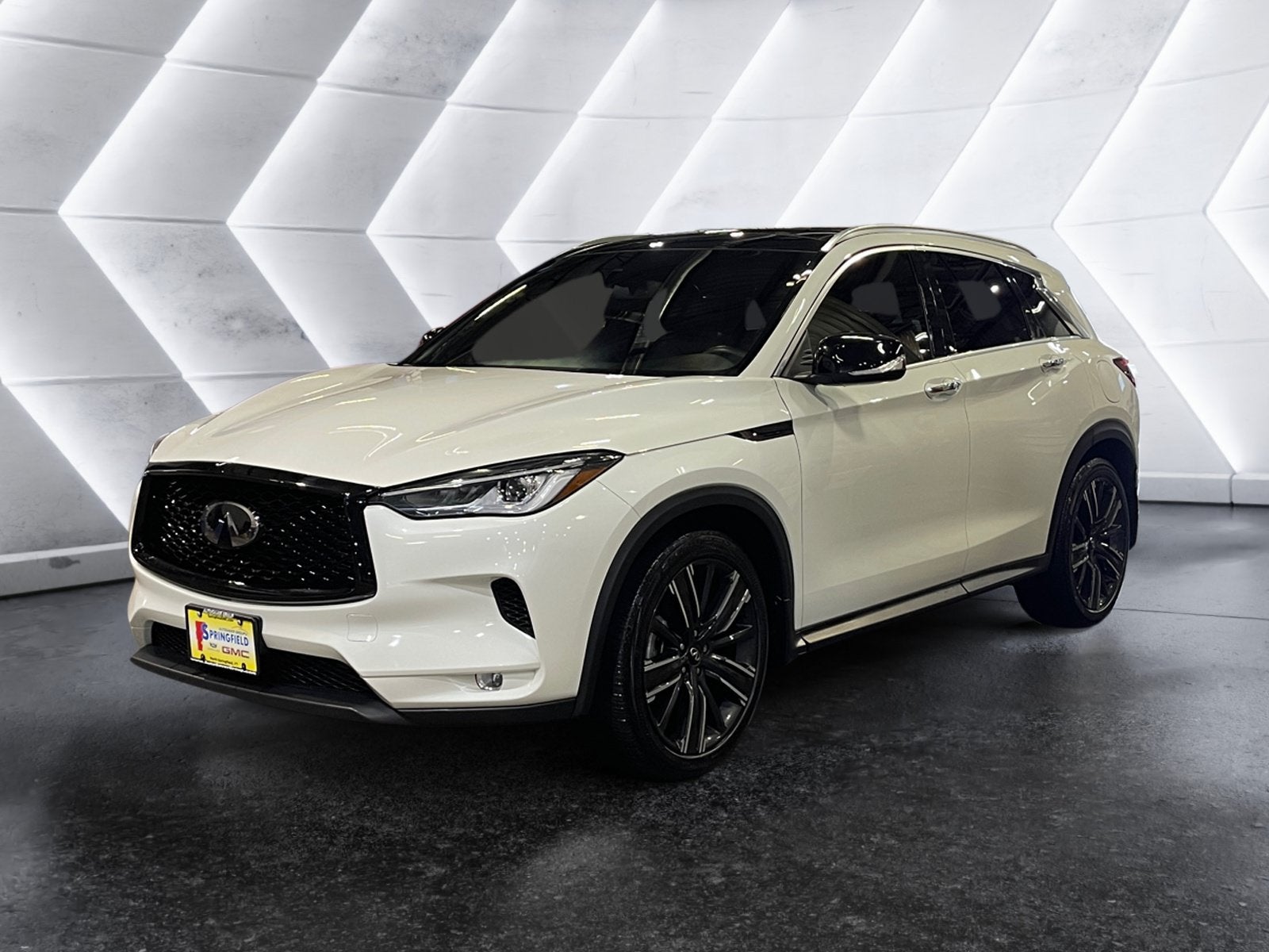 2022 INFINITI QX50 LUXE