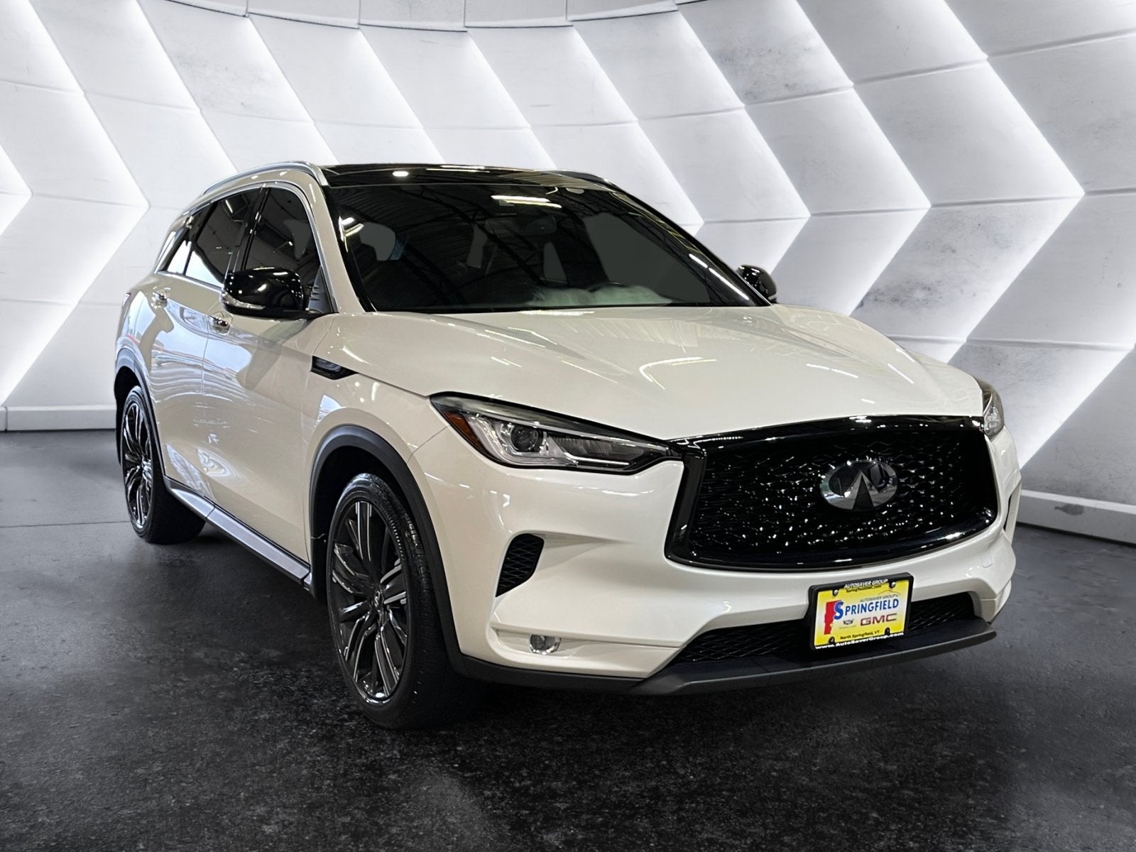 2022 INFINITI QX50 LUXE