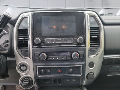 2023 Nissan Titan SV