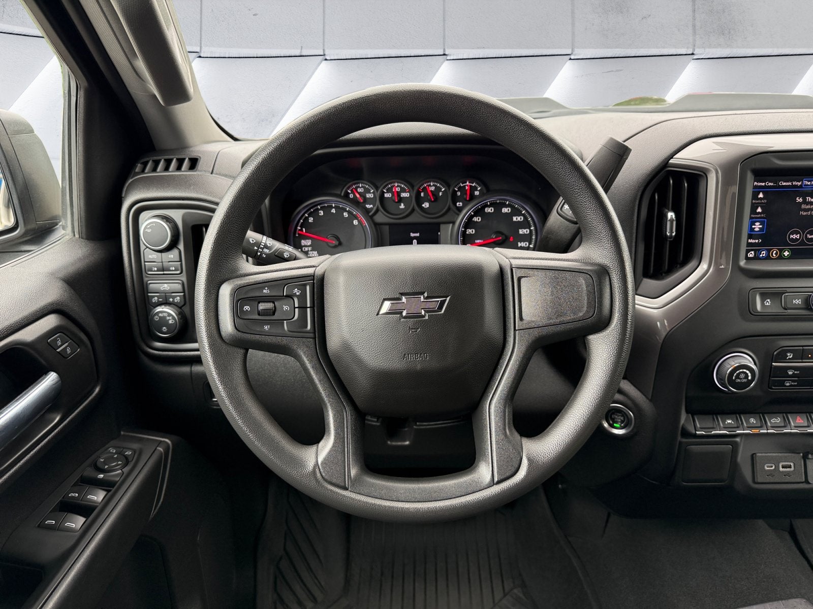 2022 Chevrolet Silverado 1500 Custom Trail Boss
