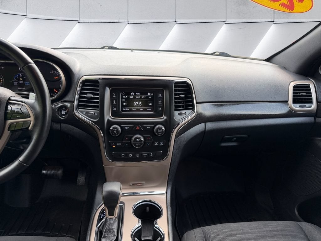 2017 Jeep Grand Cherokee Laredo
