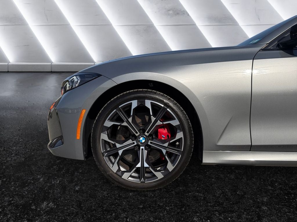 2025 BMW 3 Series 330i xDrive