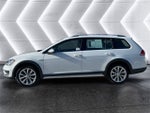 2017 Volkswagen Golf Alltrack 4Motion