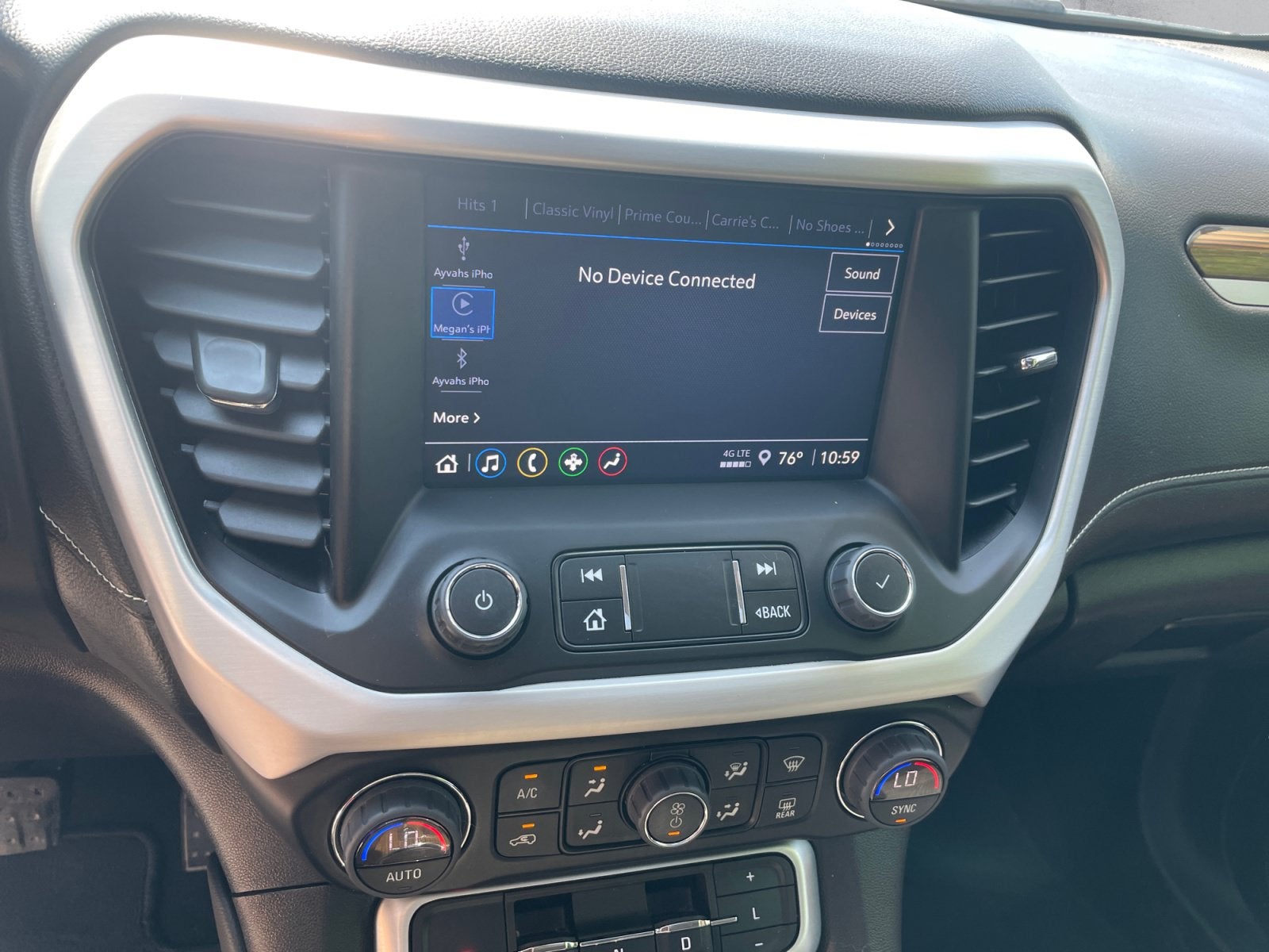 2023 GMC Acadia SLE