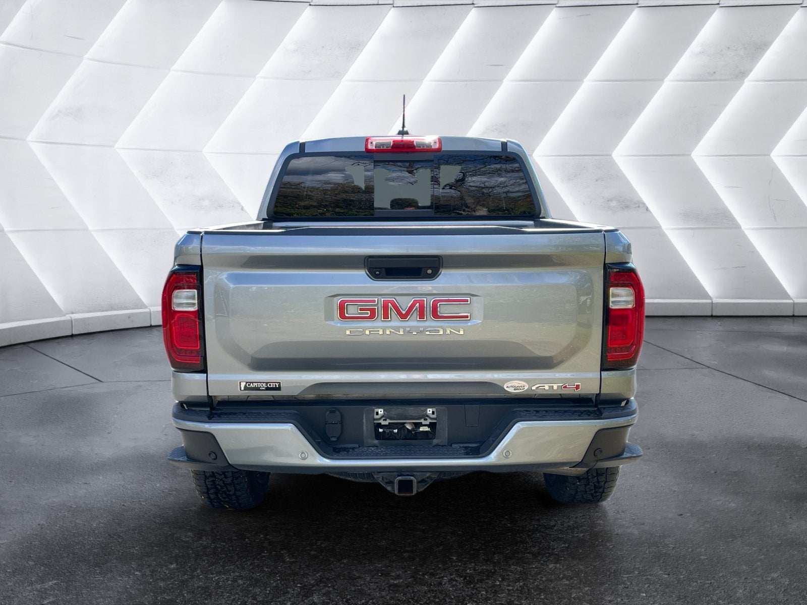 2023 GMC Canyon 4WD AT4