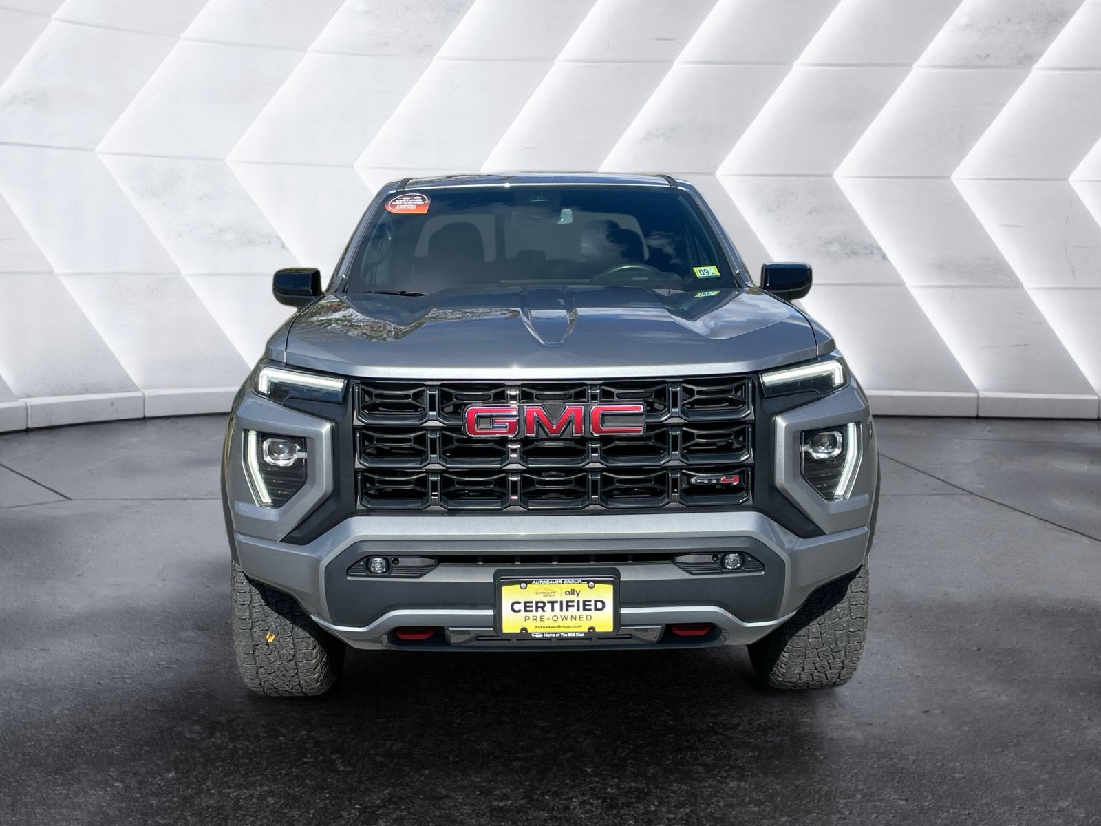2023 GMC Canyon 4WD AT4