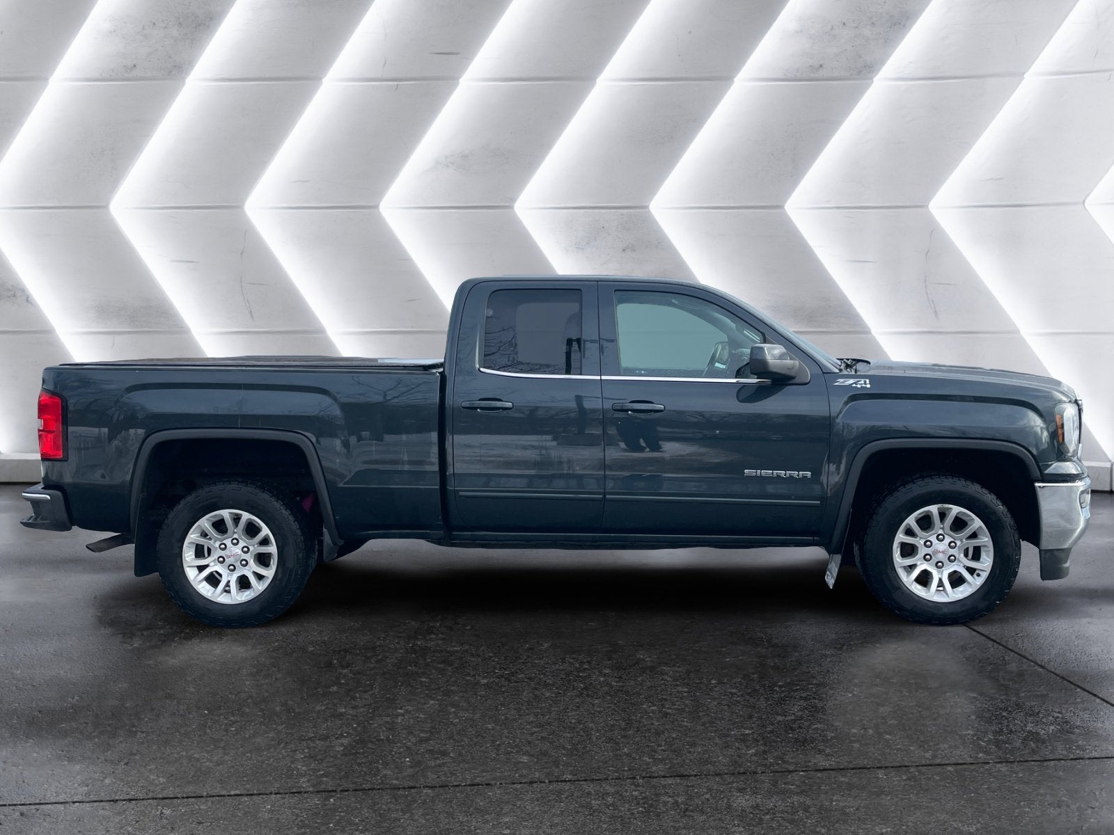 2018 GMC Sierra 1500 SLE