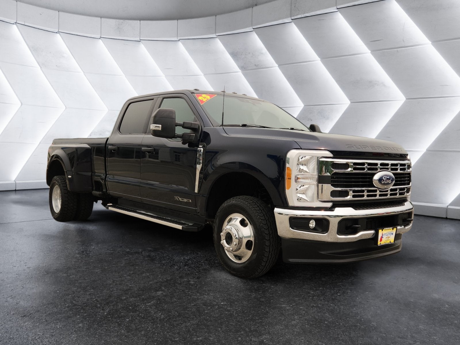 2023 Ford Super Duty F-350 DRW XL