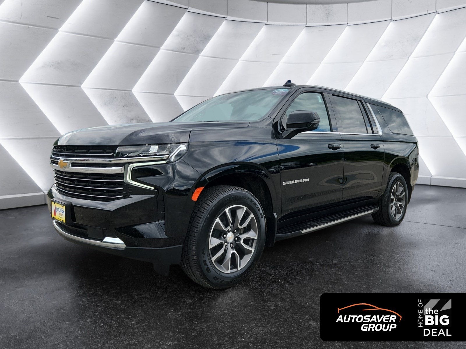 2023 Chevrolet Suburban LT