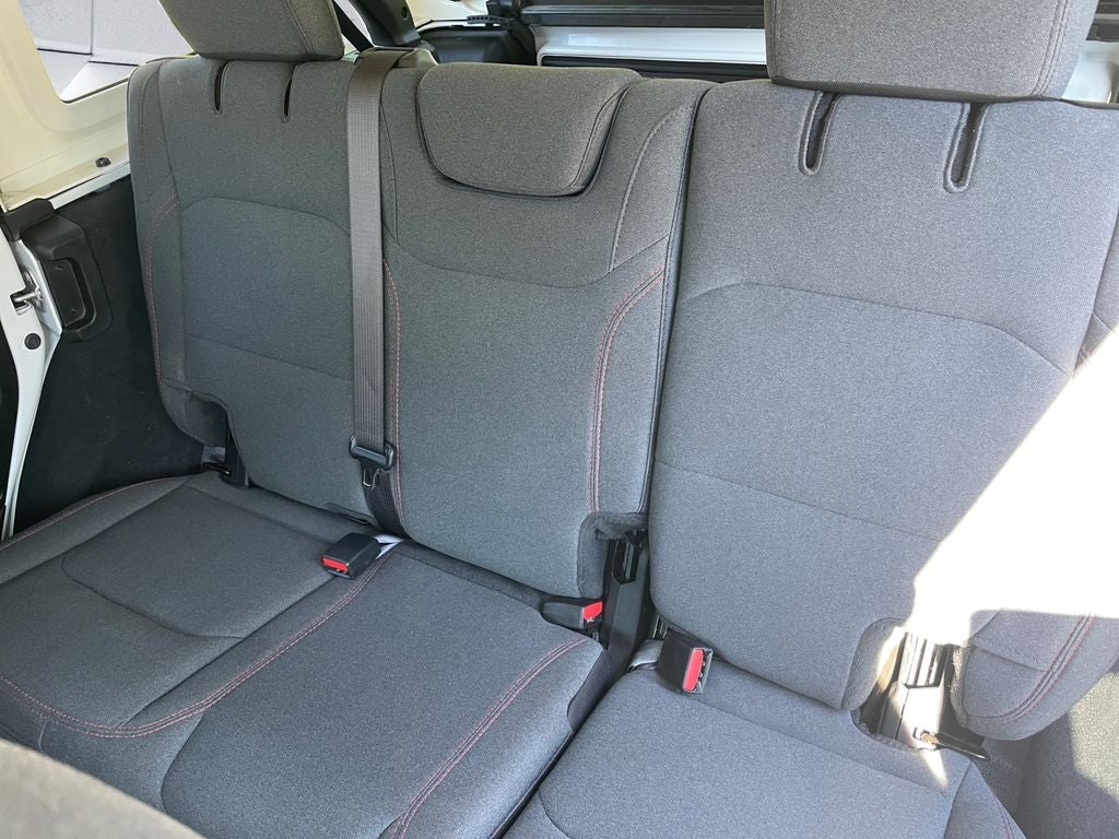 2025 Jeep Wrangler 4-Door Rubicon - Photo 15