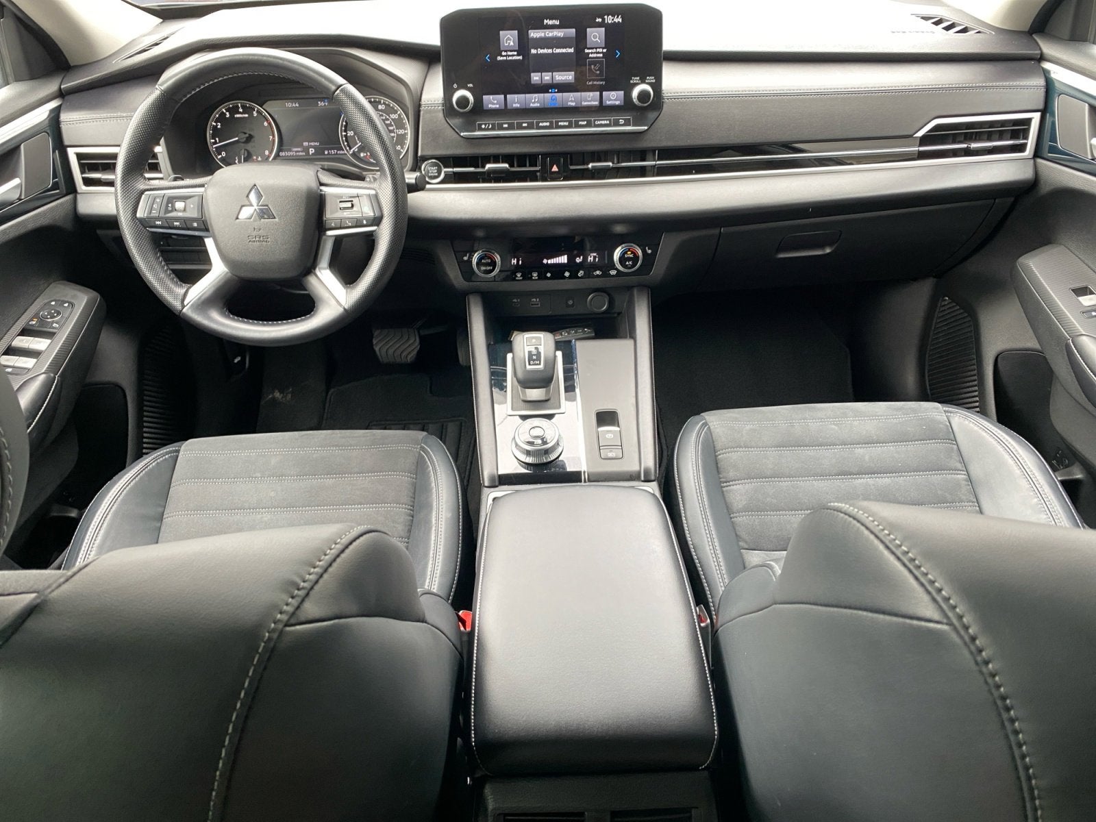 2022 Mitsubishi Outlander Base