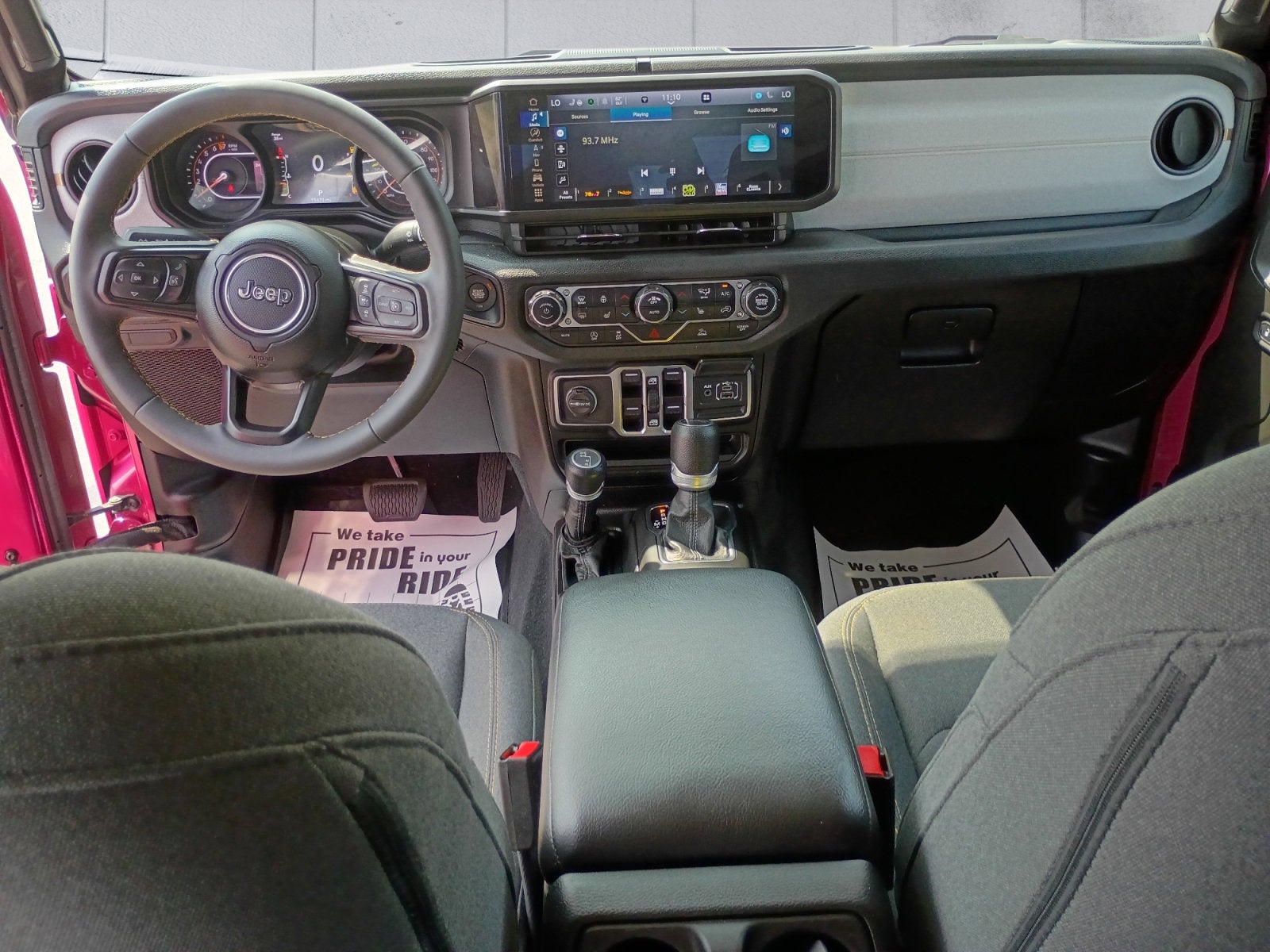 2024 Jeep Gladiator Sport