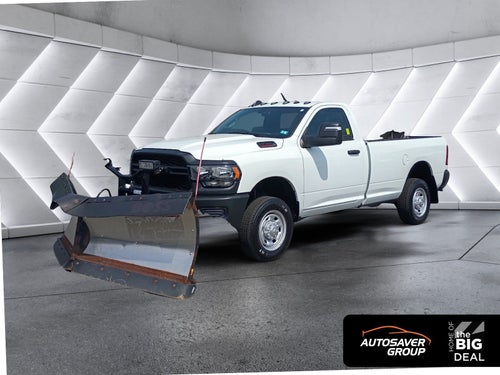 2024 RAM 2500 Tradesman 9'2 Boss V-Plow Stainless Boss Sander
