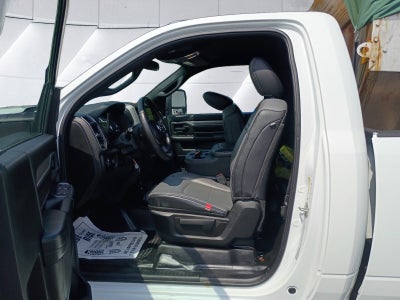 2024 RAM 2500 Tradesman 9'2 Boss V-Plow Stainless Boss Sander