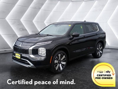 2025 Mitsubishi Outlander Base