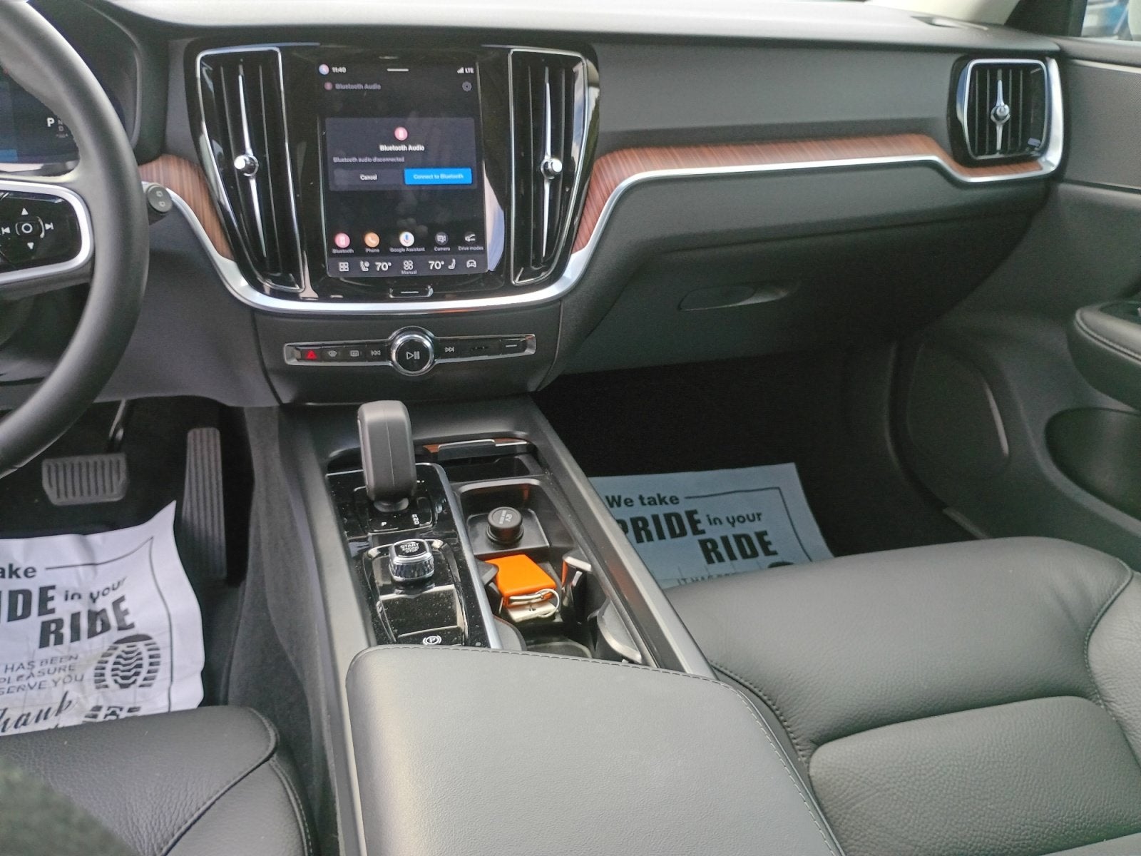 2025 Volvo V60 Cross Country B5 Plus